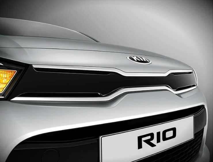 Nariz de Tigre Kia Rio Hatchback
